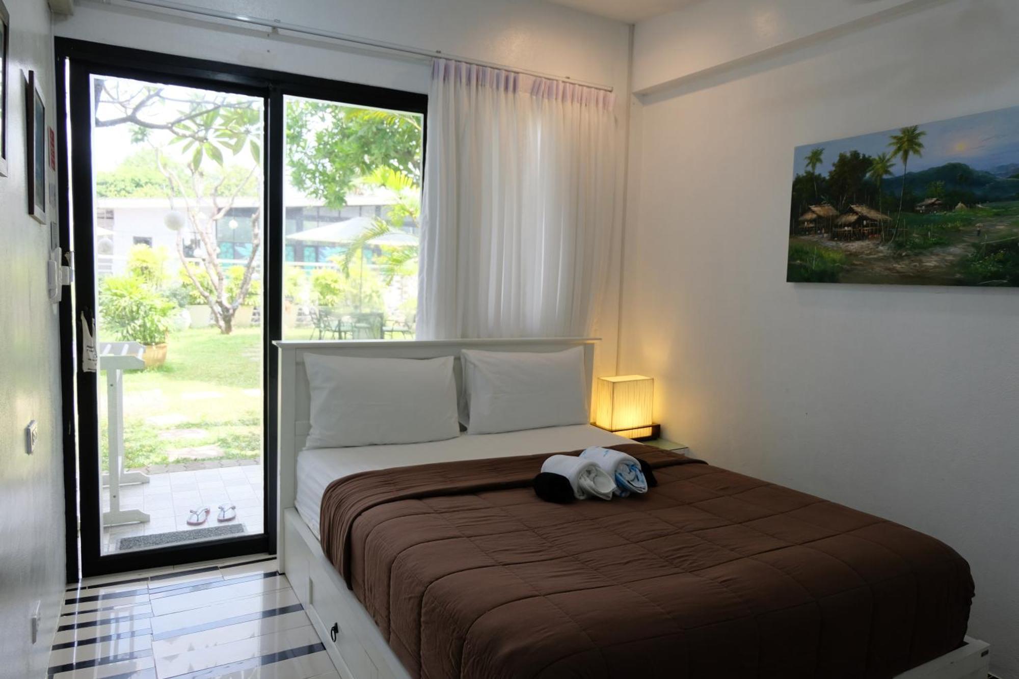 Baan Poon Garden Hotell Chaweng  Eksteriør bilde